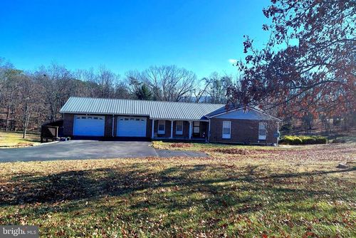 133 Upper Hawk Ridge Rd, PETERSBURG, WV, 26847-7542 | Card Image