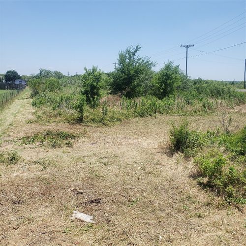 8909 Linden Rd, Del Valle, TX, 78617-5820 | Card Image