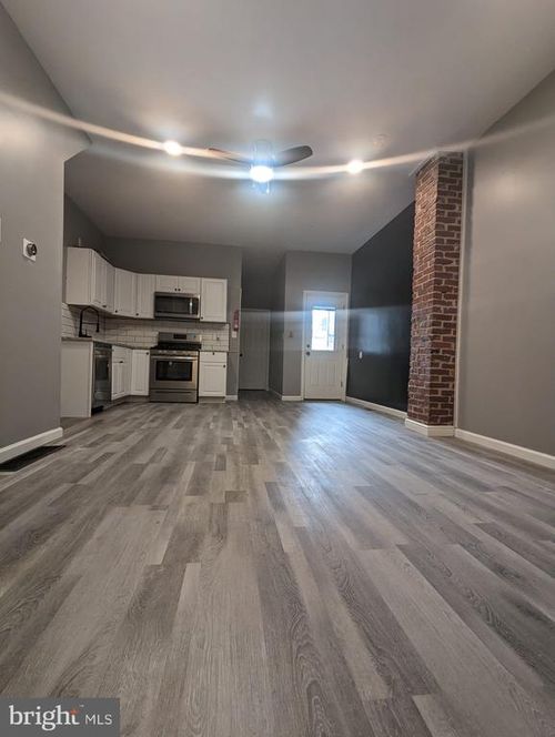 883 N Preston St, PHILADELPHIA, PA, 19104-1562 | Card Image