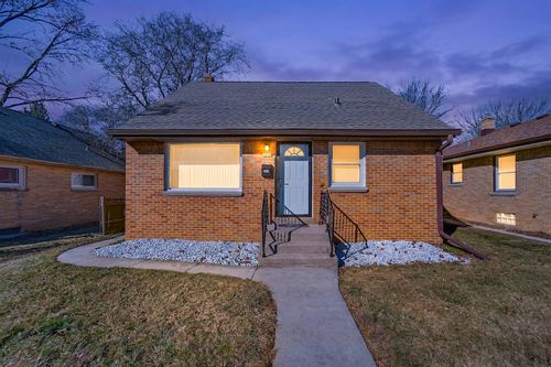 4947 N 66th St, Milwaukee, WI, 53218-4035 | Card Image