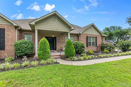 243 N Ridge Rd, Sikeston, MO, 63801-8136 | Card Image