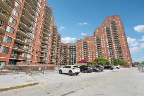 340-340 Harmon Cove Tower, Secaucus, NJ, 07094 | Card Image