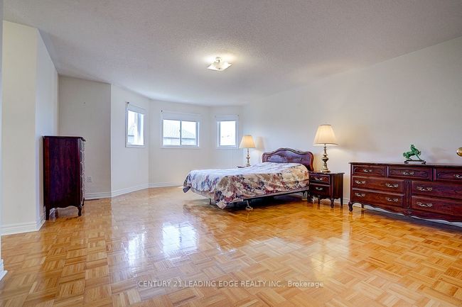 96 Tuscana Blvd, House other with 4 bedrooms, 3 bathrooms and 4 parking in Concord ON | Image 35