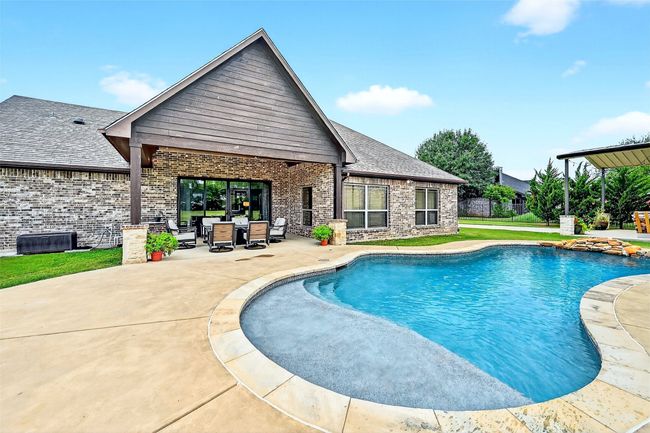686 Cypress Point Dr, House other with 4 bedrooms, 3 bathrooms and null parking in Gunter TX | Image 35