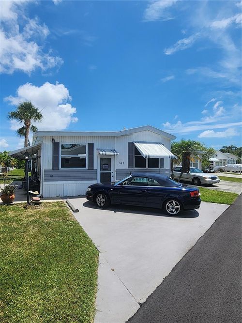 371-1674 University Pkwy, Sarasota, FL, 34243-2266 | Card Image