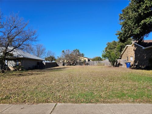 11006 Claywood Drive, Austin, TX, 78753 | Card Image