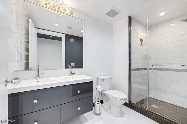 UNIT-3409 - 2700 Las Vegas Blvd S, Condo with 2 bedrooms, 3 bathrooms and null parking in Las Vegas NV | Image 37