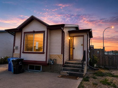 101 Black Bear Cres, Fort Mcmurray, AB, T9K2H4 | Card Image