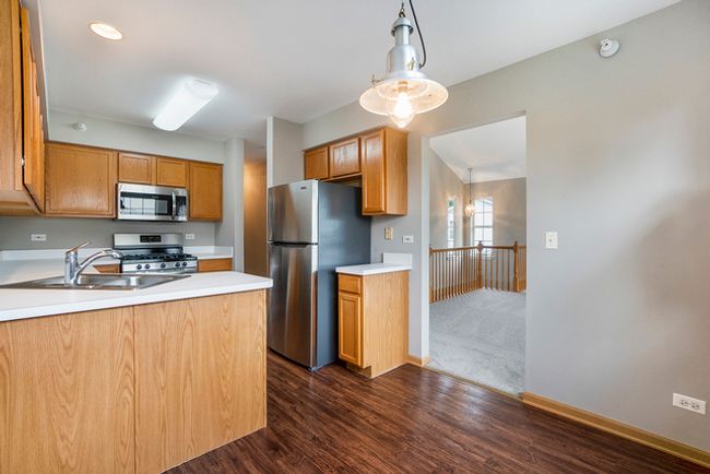 2583 - 2583 Dickens Ct, House attached with 2 bedrooms, 2 bathrooms and 1 parking in Aurora IL | Image 10
