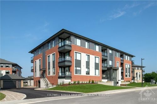 104-520 Pimiwidon Street, Manor Park - Cardinal Glen and Area, ON, K1K5B4 | Card Image