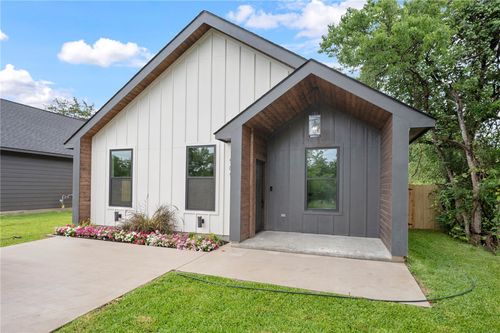 505 Legion Ct, Bryan, TX, 77803-3489 | Card Image