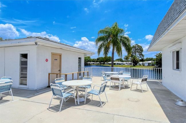 Q-15 - 513 Circlewood Drive, Condo with 2 bedrooms, 2 bathrooms and null parking in Venice FL | Image 44