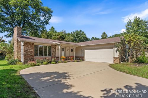 2495 Holtman Dr Ne, Grand Rapids, MI, 49525-1812 | Card Image