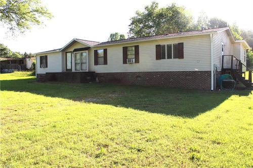 7885 Racine Rd, Pleasant Garden, NC, 27313-8114 | Card Image