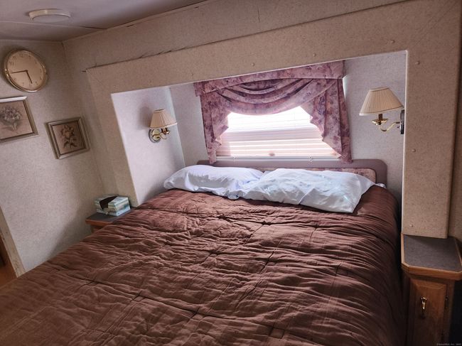 262 Shetucket Tpke, House other with 1 bedrooms, 1 bathrooms and null parking in Griswold CT | Image 21