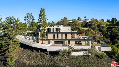 1035 Stradella Rd, LOS ANGELES, CA, 90077-3307 | Card Image