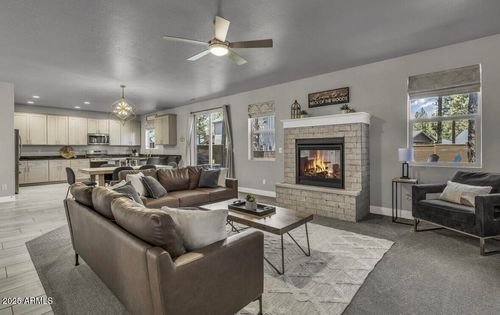 2395 S Polaris Way, Flagstaff, AZ, 86001-2086 | Card Image