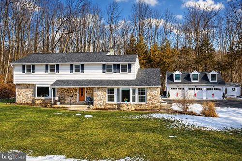 2355 Deep Creek Rd, PERKIOMENVILLE, PA, 18074-9513 | Card Image