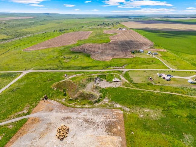 1036 Davis Rd, House other with 4 bedrooms, 2 bathrooms and null parking in Hardin MT | Image 25