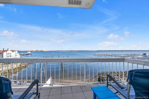 190 Schofield Street, New York, NY, 10464 | Card Image