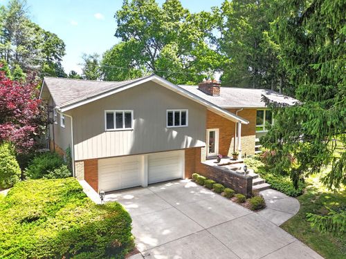 3600 Hendee Rd, Jackson, MI, 49201-9836 | Card Image
