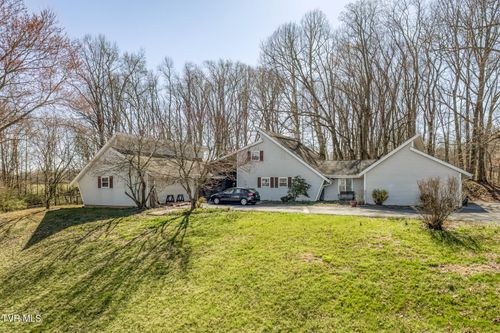 16 Chaucer Ct, Gray, TN, 37615-3208 | Card Image