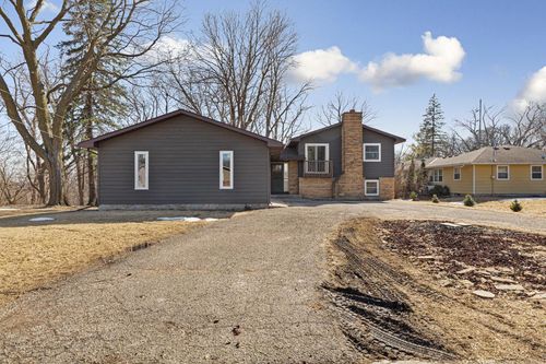 1121 Sunrise Dr, North Mankato, MN, 56003-3532 | Card Image
