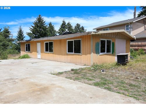 91595 Cape Arago Hwy, Coos Bay, OR, 97420-6704 | Card Image