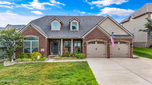 2610 Blackberry Ridge Blvd, Knoxville, TN, 37932-2717 | Card Image