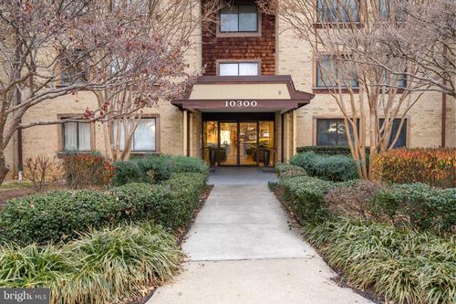 apt-201-10300 Bushman Dr, OAKTON, VA, 22124-2824 | Card Image