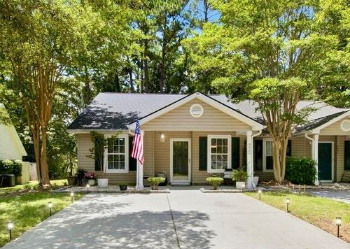 8069 Vermont Rd, North Charleston, SC, 29418-2249 | Card Image