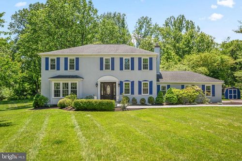 8 Millcreek Ln, Malvern, PA, 19355-1638 | Card Image