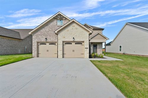 2628 Carter Farm Rd, Bowling Green, KY, 42103-6076 | Card Image