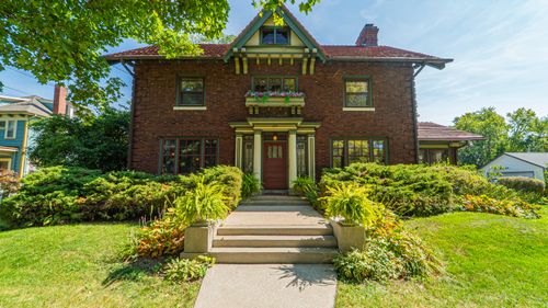498 S Court St, Crown Point, IN, 46307-4336 | Card Image
