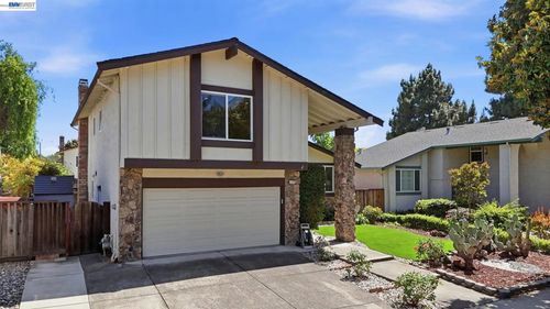 1170 Bennett Ct, Fremont, CA, 94536-4030 | Card Image