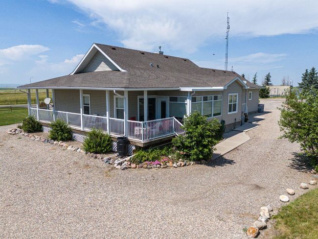 840 Dufferin St, House other with 4 bedrooms, 3 bathrooms and 6 parking in Granum AB | Image 49