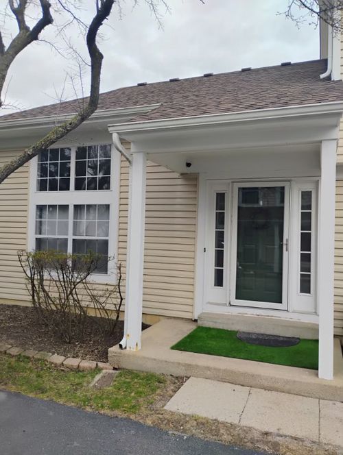 0-254 Acorn Dr, Streamwood, IL, 60107-2210 | Card Image