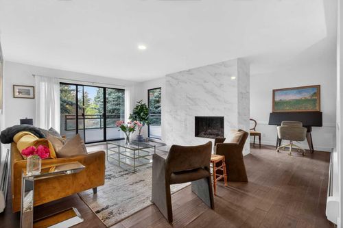 312-3719B 49 Street Nw, Calgary, AB, T3A2E3 | Card Image