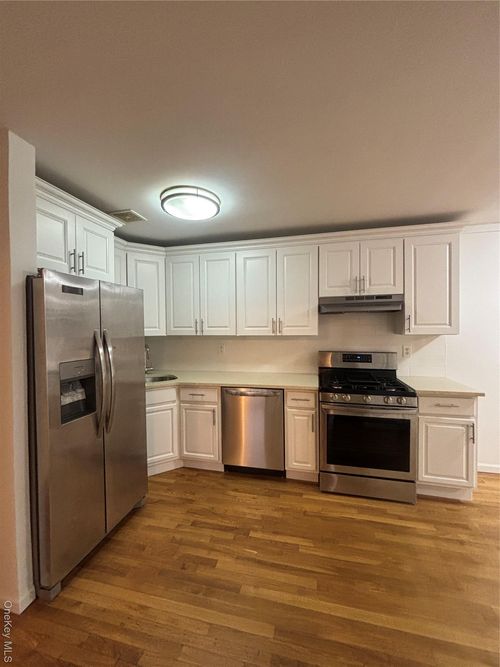 174 129th Ave, Jamaica, NY, 11434-5815 | Card Image