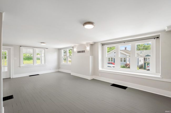 1112 Park Ave, Home with 3 bedrooms, 1 bathrooms and null parking in Winona Lake IN | Image 6