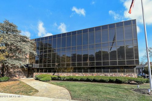 3-85 Orient Way, Rutherford, NJ, 07070 | Card Image