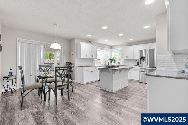 715 Shadowwood Loop Rd, House other with 4 bedrooms, 3 bathrooms and null parking in Keizer OR | Image 10