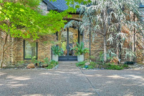 5819 Flintshire Ln, Dallas, TX, 75252-5132 | Card Image