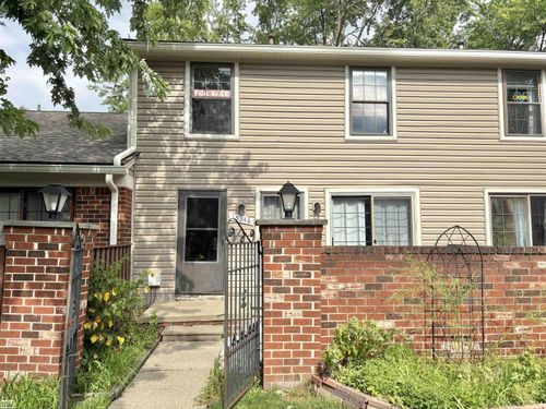 15346 Renshaw Drive, Clinton Charter Township, MI, 48038 | Card Image