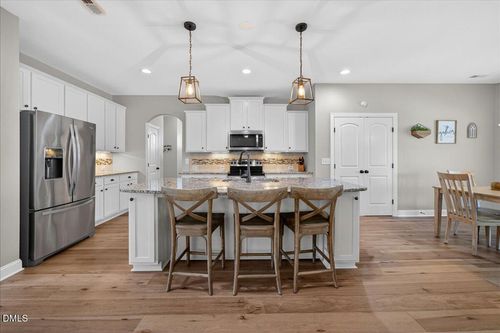 3513 Bloomfield Way, Raleigh, NC, 27616-9076 | Card Image