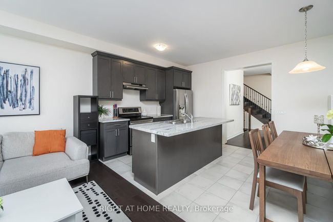 78 Heming Trail, House attached with 4 bedrooms, 3 bathrooms and 2 parking in Ancaster ON | Image 9