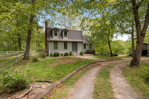 279 Ridge Hill Rd, Oakdale, CT, 06370-1822 | Card Image