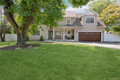 136 Mills Pond Rd, Saint James, NY, 11780-2155 | Card Image