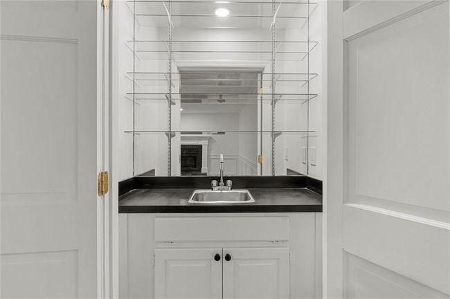 4220 Singing Post Ln Ne, House other with 5 bedrooms, 3 bathrooms and 2 parking in Roswell GA | Image 13