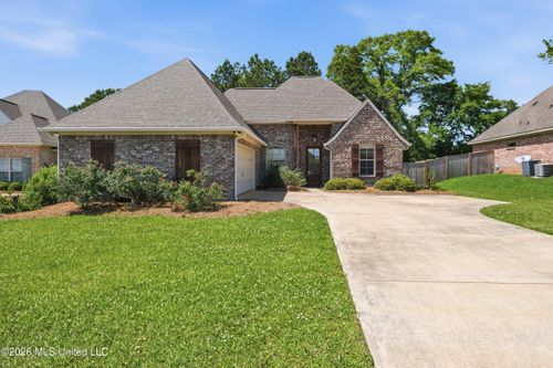 118 Sweetbriar Cir, Canton, MS, 39046-8055 | Card Image